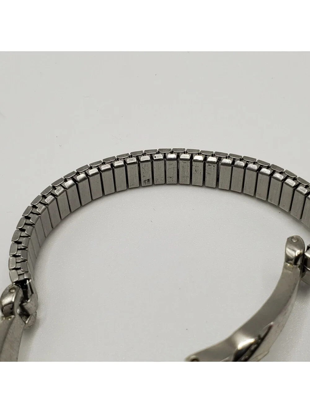 Vanity Fair Watch Women Ov White Dial Silver Expandable Band New Battery